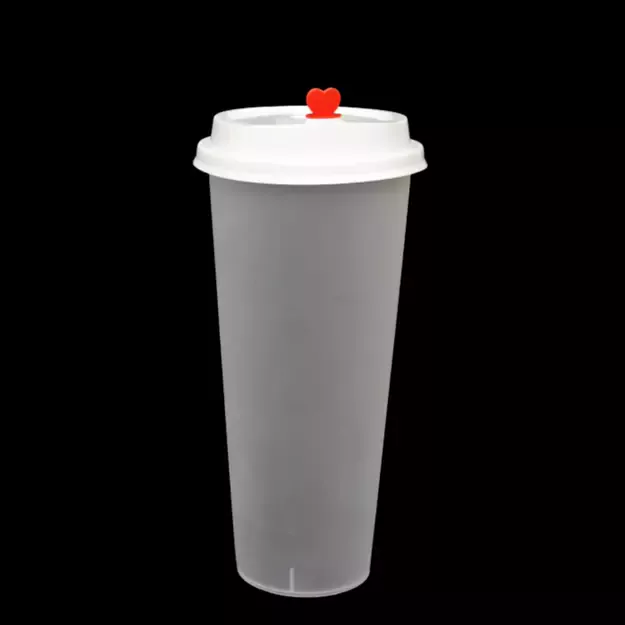 Vienkartinis plastikinis bubble tea puodelis su praduriamu dangteliu